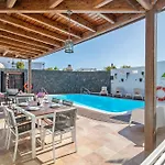 Fae Playa Blanca (Lanzarote)
